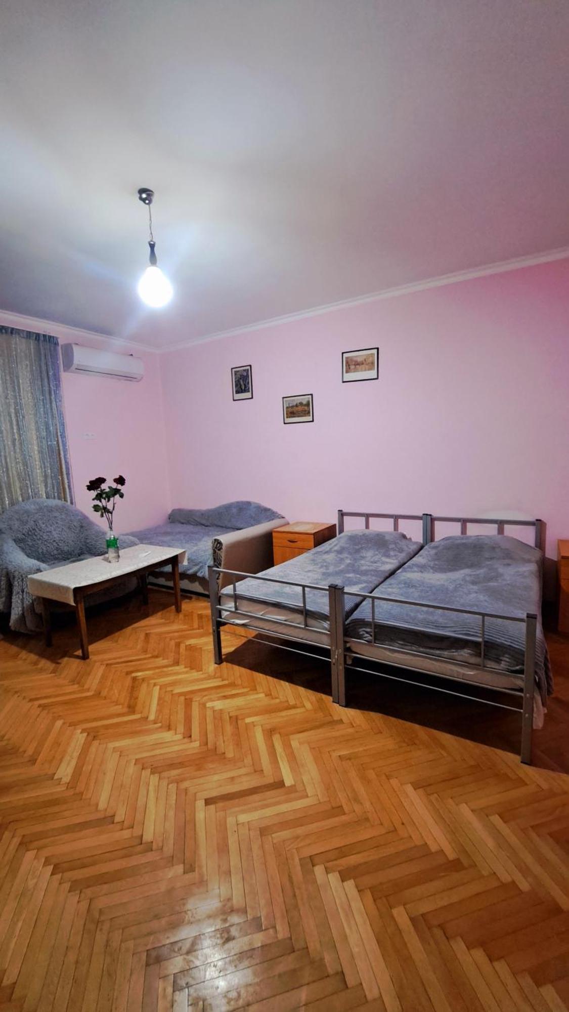 Apartment With A Nice Terrace In Old City Center Tiflis Exterior foto
